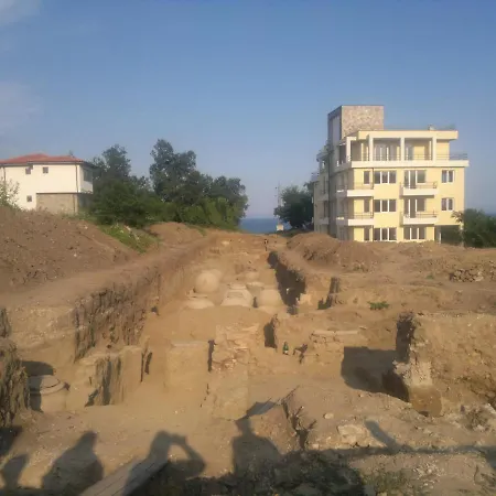 Evin Rai Byala (Varna)