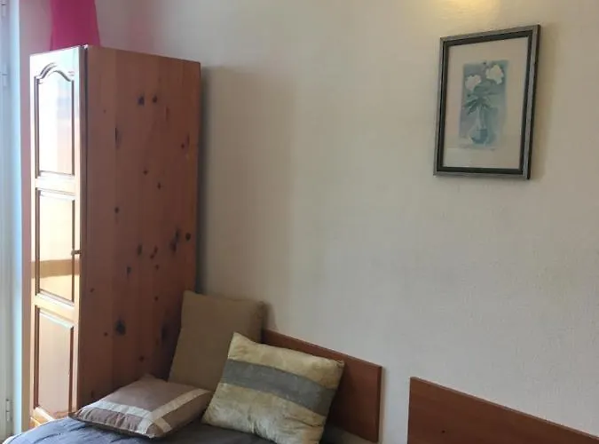 Evin Rai Guest house *